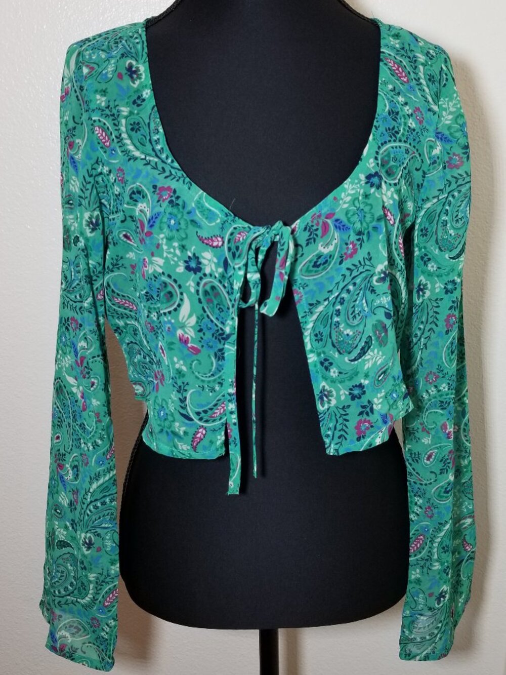 Stradivarius Womens Small Green Semi Sheer Long Sleeve Front Tie Crop Top NWT